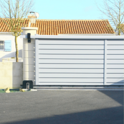 Conseils d'experts pour l'entretien de votre portail en aluminium