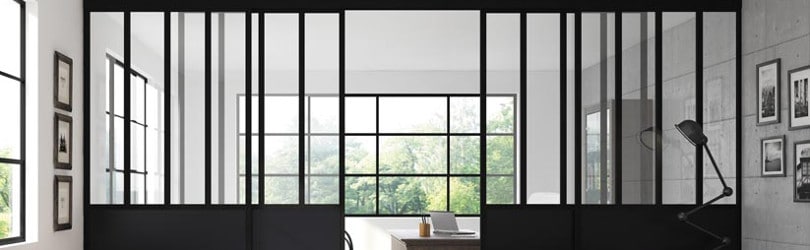 Une brève histoire de la verrière d'atelier, entre charme et lumière.