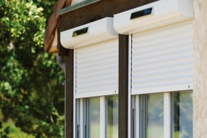 Quels sont les avantages des volets roulants solaires ?