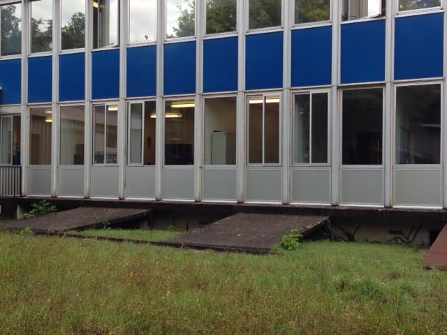 Rénovation des fenêtres sur un bâtiment de bureau
