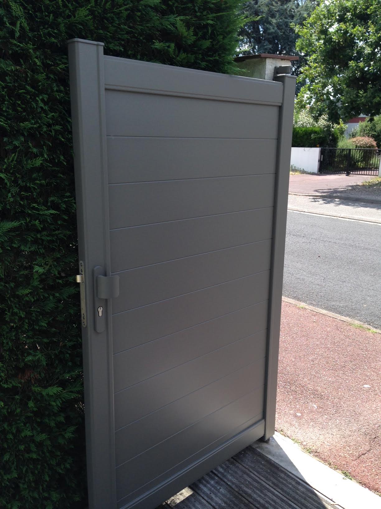 Portillon extérieur