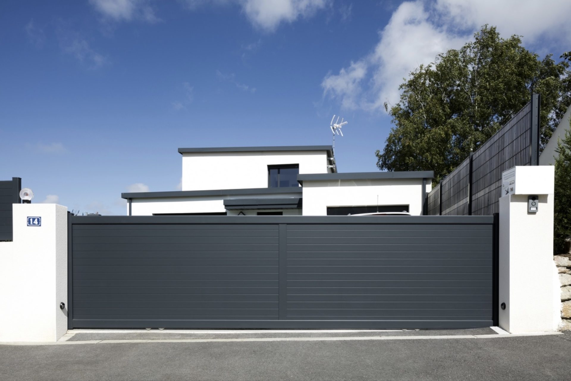 Portail aluminium Bordeaux 