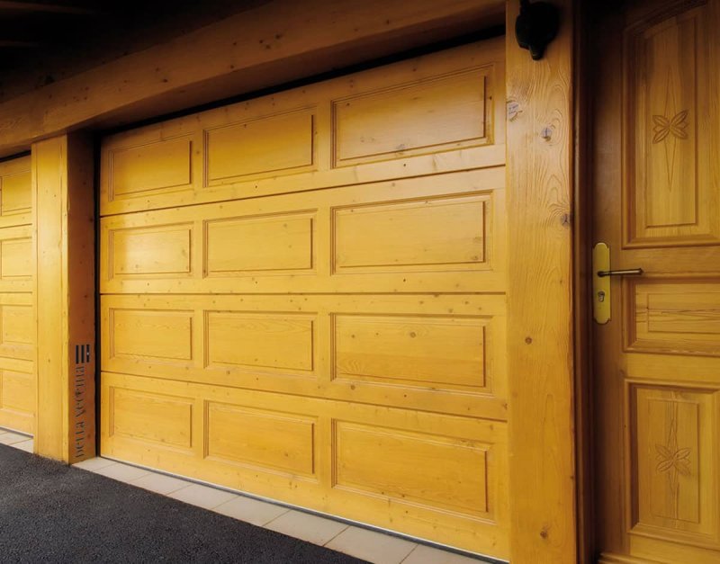 Une porte de garage sur-mesure pour une identité unique